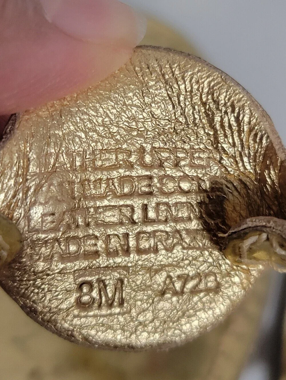 Tory Burch Metallic Gold Logo Slingback Sandals Size 8M.